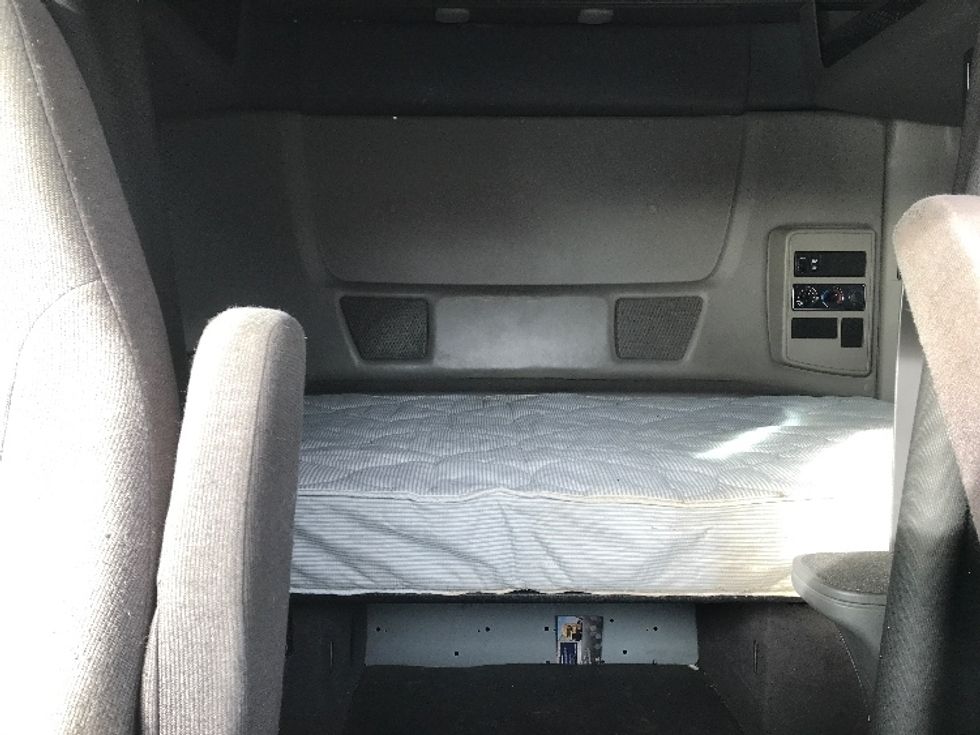 Sleeper Tractor-Heavy Duty Tractors-International-2020-LT625-Spokane Valley-WA-427,154\n\t\tmiles-$ 56,500 - Image 16