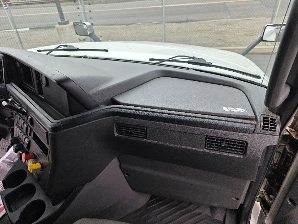 Sleeper Tractor-Heavy Duty Tractors-International-2020-LT625-Spokane Valley-WA-436,707\n\t\tmiles-$ 44,250 - Image 14