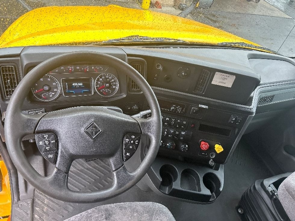 Sleeper Tractor-Heavy Duty Tractors-International-2020-LT625-Swedesboro-NJ-435,261\n\t\tmiles-$ 49,500 - Image 11