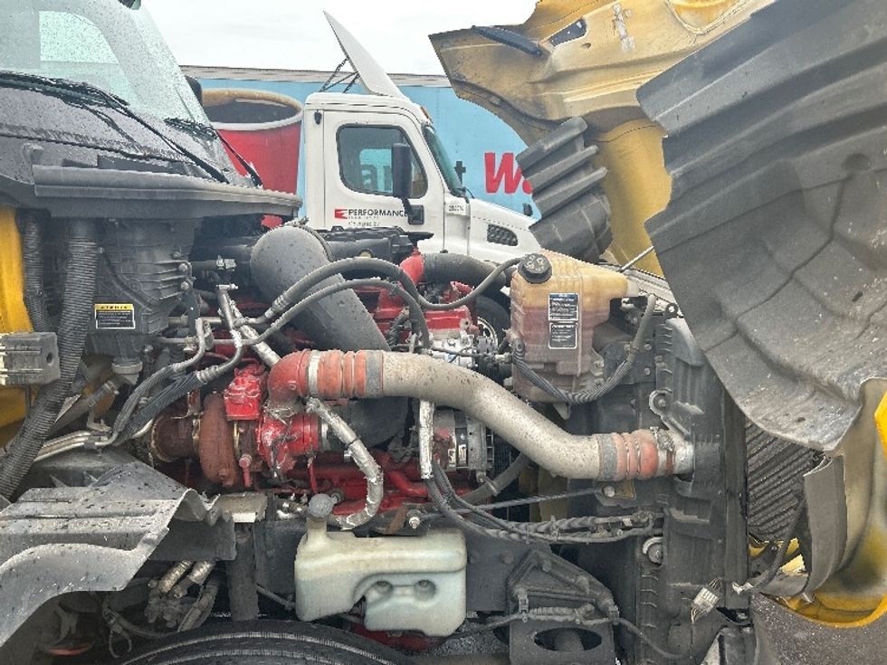 Sleeper Tractor-Heavy Duty Tractors-International-2020-LT625-Swedesboro-NJ-435,261\n\t\tmiles-$ 49,500 - Image 20