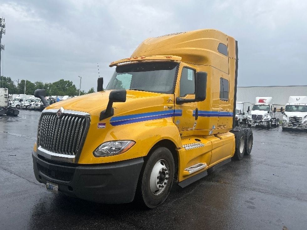 Sleeper Tractor-Heavy Duty Tractors-International-2020-LT625-Swedesboro-NJ-435,261\n\t\tmiles-$ 49,500 - Image 3