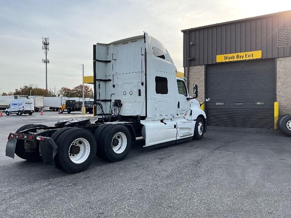 Sleeper Tractor-Heavy Duty Tractors-International-2020-LT625-Swedesboro-NJ-441,255\n\t\tmiles-$ 39,500 - Image 7