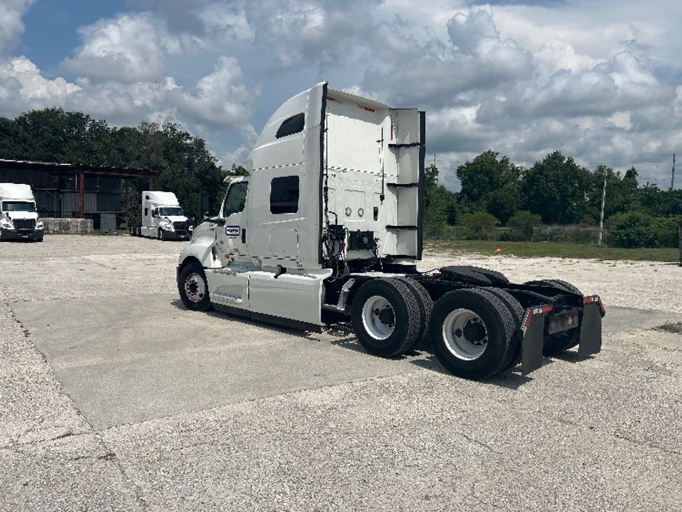 Sleeper Tractor-Heavy Duty Tractors-International-2020-LT625-Tampa-FL-336,220\n\t\tmiles-$ 60,250 - Image 5