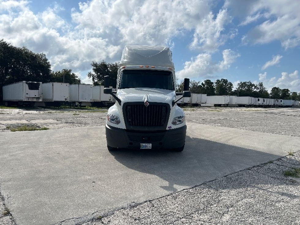 Sleeper Tractor-Heavy Duty Tractors-International-2020-LT625-Tampa-FL-367,608\n\t\tmiles-$ 58,250 - Image 2