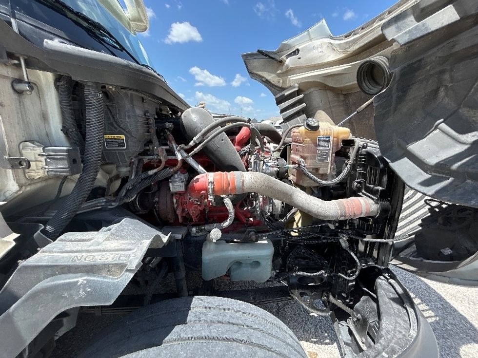 Sleeper Tractor-Heavy Duty Tractors-International-2020-LT625-Tampa-FL-399,716\n\t\tmiles-$ 56,250 - Image 20