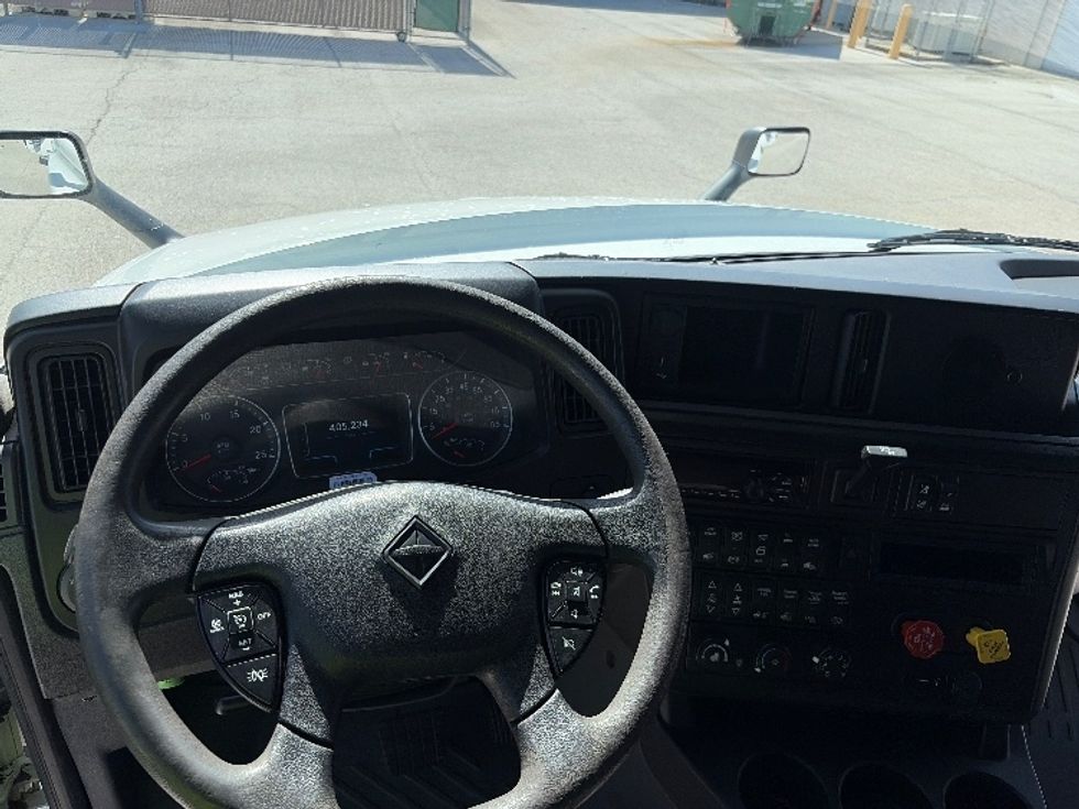 Sleeper Tractor-Heavy Duty Tractors-International-2020-LT625-Tampa-FL-405,232\n\t\tmiles-$ 56,000 - Image 11