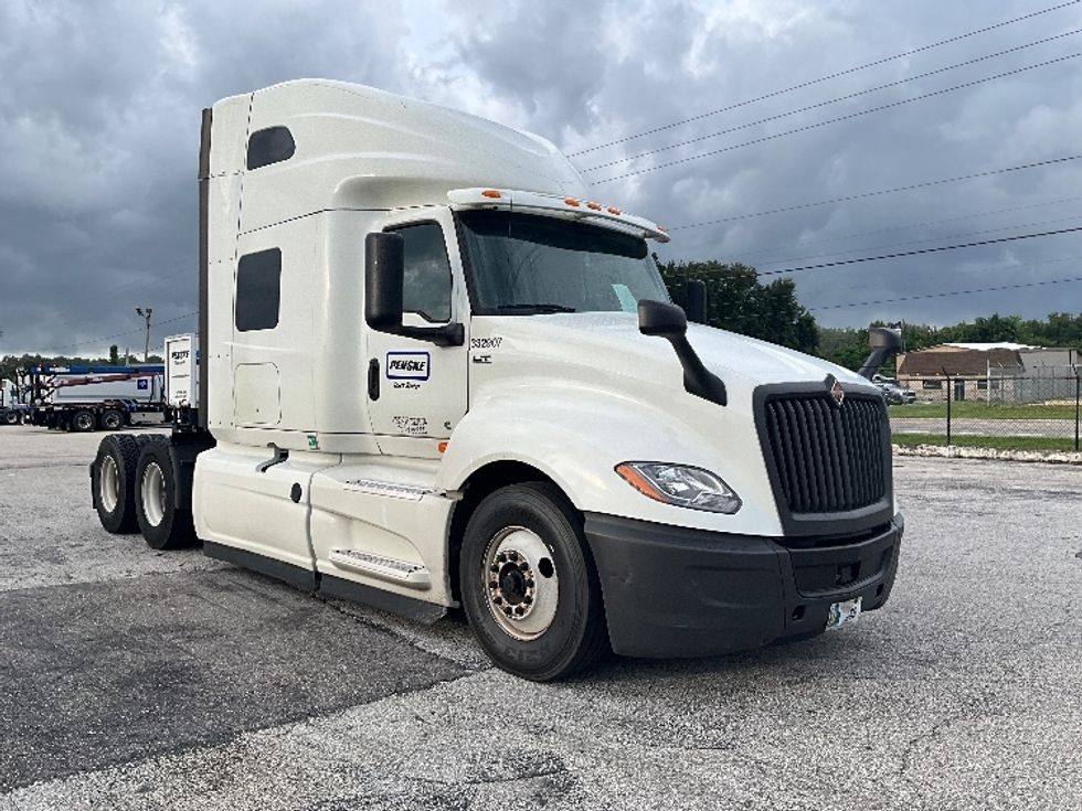 Sleeper Tractor-Heavy Duty Tractors-International-2020-LT625-Tampa-FL-416,935\n\t\tmiles-$ 55,250 - Image 1