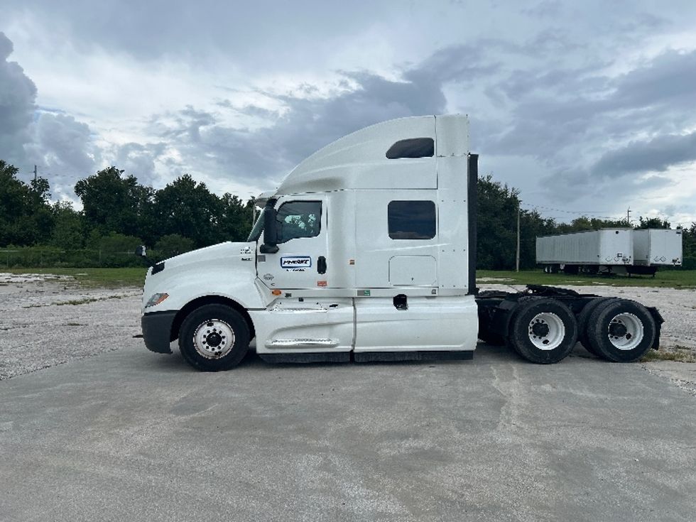Sleeper Tractor-Heavy Duty Tractors-International-2020-LT625-Tampa-FL-423,738\n\t\tmiles-$ 54,750 - Image 4