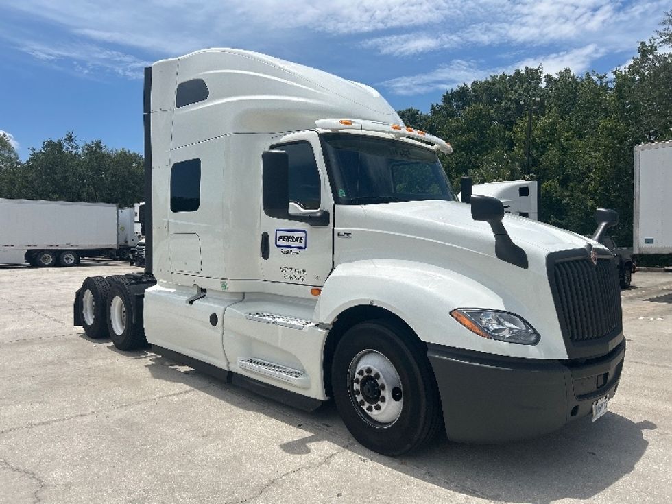 Sleeper Tractor-Heavy Duty Tractors-International-2020-LT625-Tampa-FL-475,287\n\t\tmiles-$ 53,500 - Image 1
