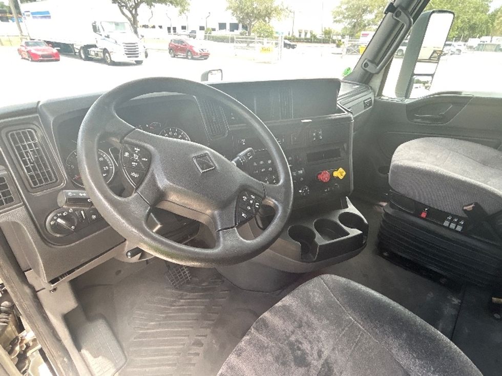 Sleeper Tractor-Heavy Duty Tractors-International-2020-LT625-Tampa-FL-475,287\n\t\tmiles-$ 53,500 - Image 10