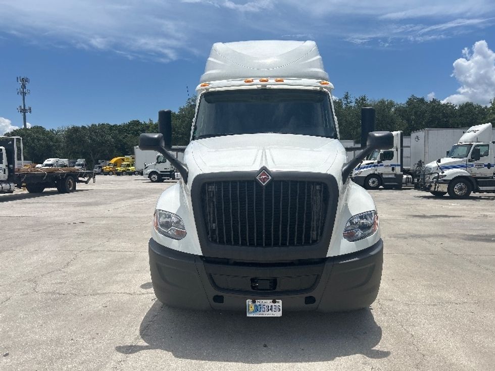 Sleeper Tractor-Heavy Duty Tractors-International-2020-LT625-Tampa-FL-475,287\n\t\tmiles-$ 53,500 - Image 2