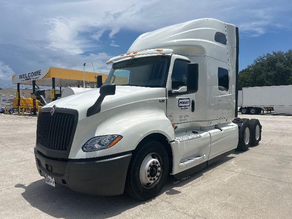 Sleeper Tractor-Heavy Duty Tractors-International-2020-LT625-Tampa-FL-475,287\n\t\tmiles-$ 53,500 - Image 3