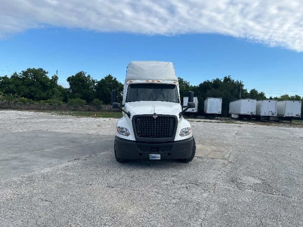Sleeper Tractor-Heavy Duty Tractors-International-2020-LT625-Tampa-FL-504,420\n\t\tmiles-$ 49,500 - Image 2
