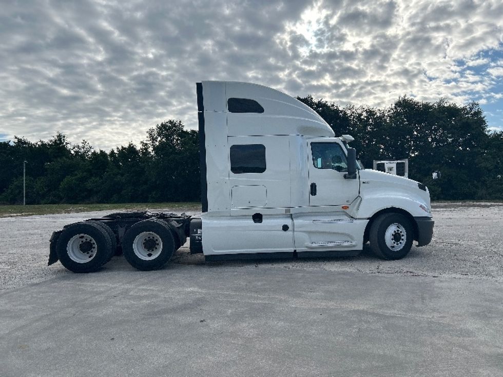 Sleeper Tractor-Heavy Duty Tractors-International-2020-LT625-Tampa-FL-504,420\n\t\tmiles-$ 49,500 - Image 8