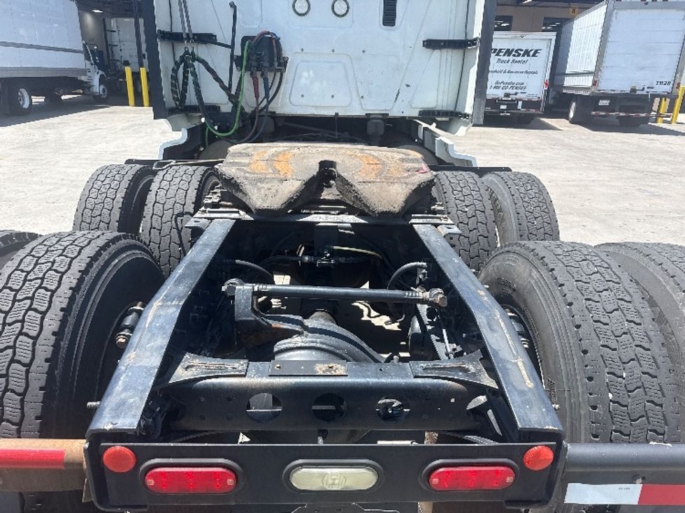 Sleeper Tractor-Heavy Duty Tractors-International-2020-LT625-Torrance-CA-488,771\n\t\tmiles-$ 40,500 - Image 6