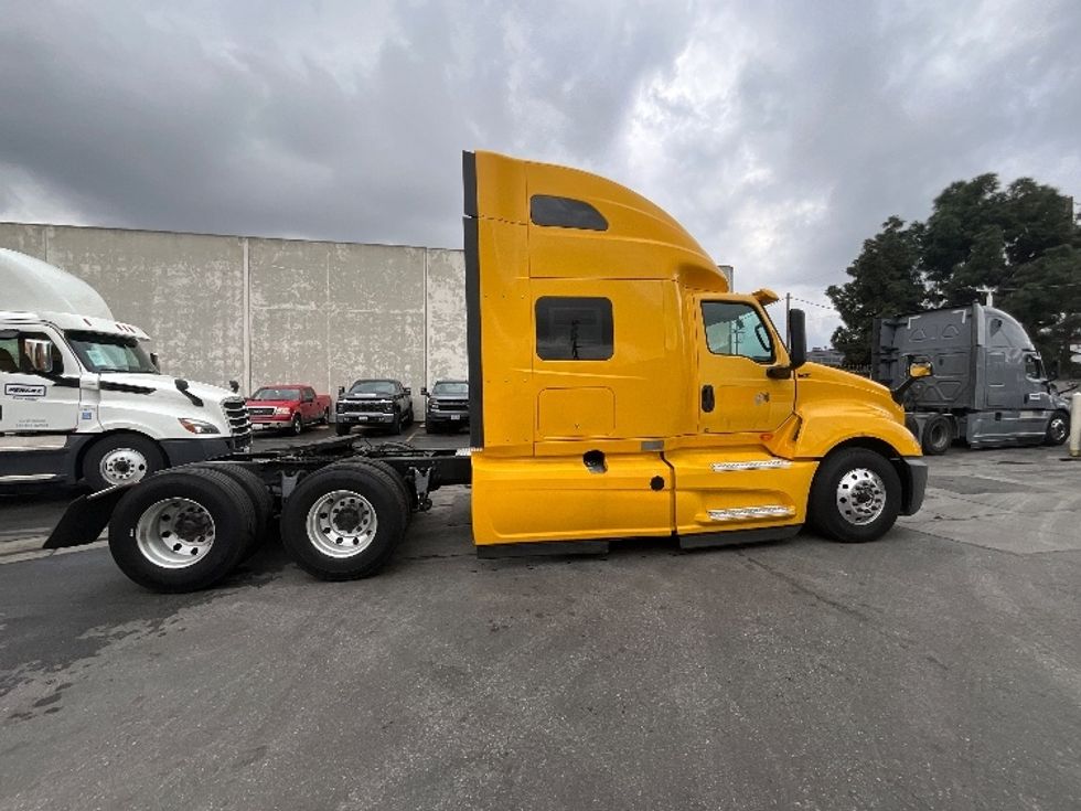 Sleeper Tractor-Heavy Duty Tractors-International-2020-LT625-Torrance-CA-565,220\n\t\tmiles-$ 51,000 - Image 8