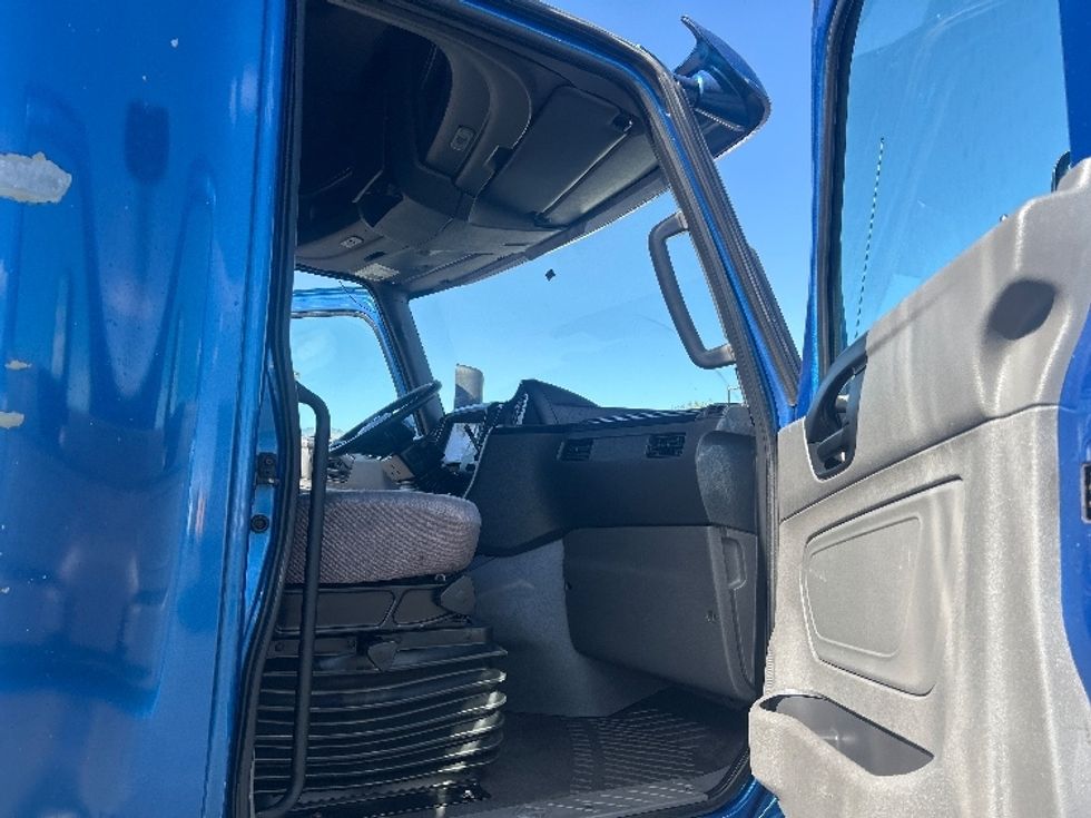 Sleeper Tractor-Heavy Duty Tractors-International-2020-LT625-Tucson-AZ-533,747\n\t\tmiles-$ 29,250 - Image 13