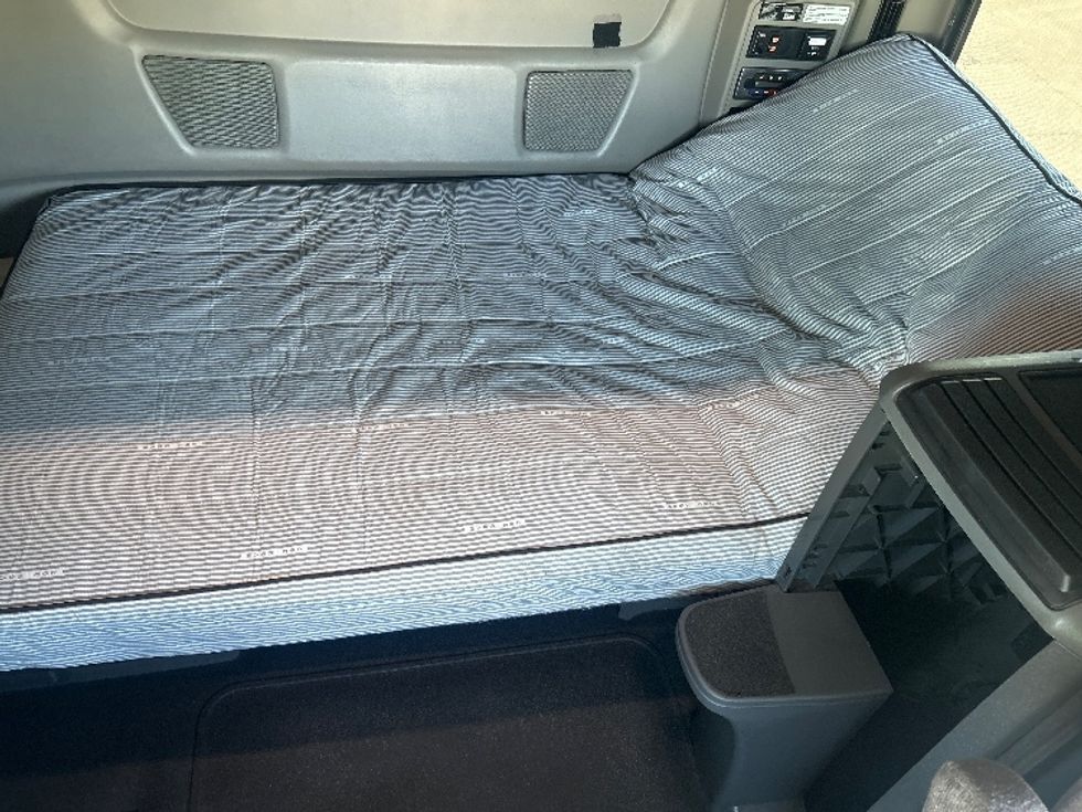 Sleeper Tractor-Heavy Duty Tractors-International-2020-LT625-Tucson-AZ-533,747\n\t\tmiles-$ 29,250 - Image 17