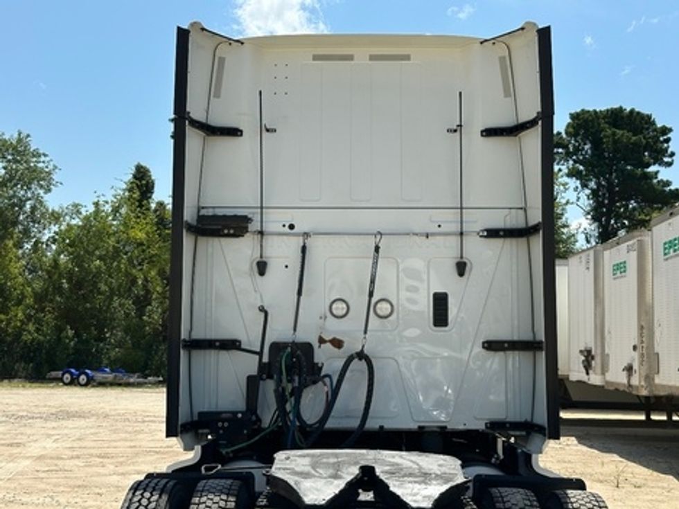 Sleeper Tractor-Heavy Duty Tractors-International-2020-LT625-Valdosta-GA-413,454\n\t\tmiles-$ 51,500 - Image 13