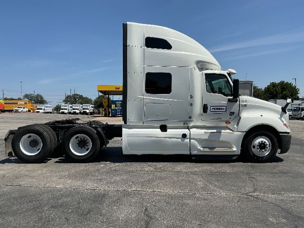 Sleeper Tractor-Heavy Duty Tractors-International-2020-LT625-Waco-TX-571,665\n\t\tmiles-$ 43,500 - Image 8