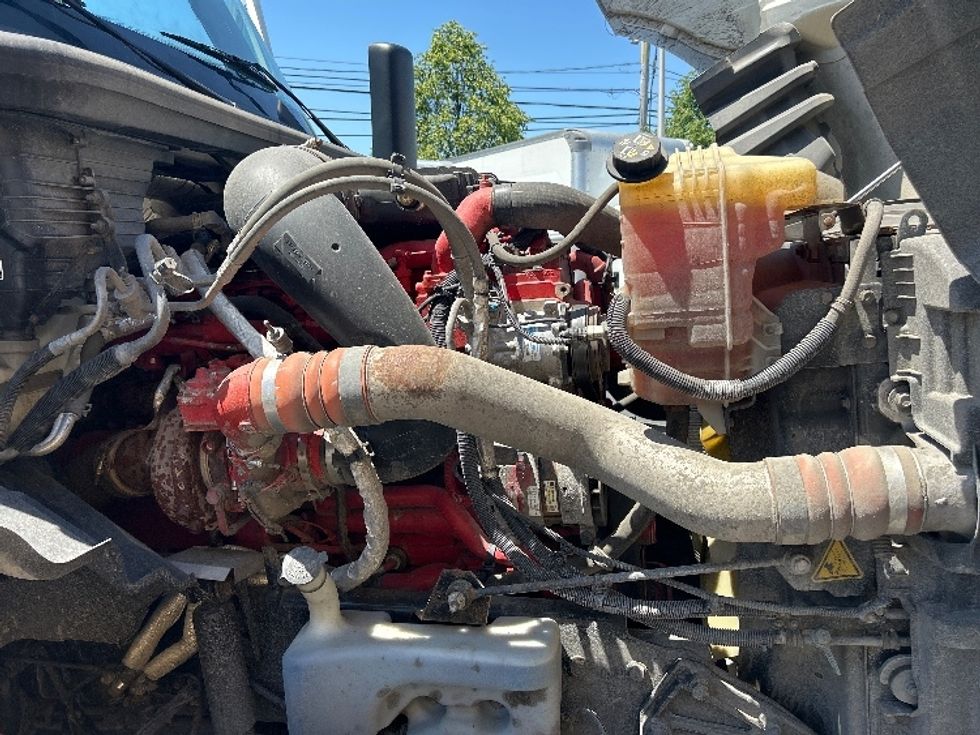 Sleeper Tractor-Heavy Duty Tractors-International-2020-LT625-West Babylon-NY-469,291\n\t\tmiles-$ 51,500 - Image 20