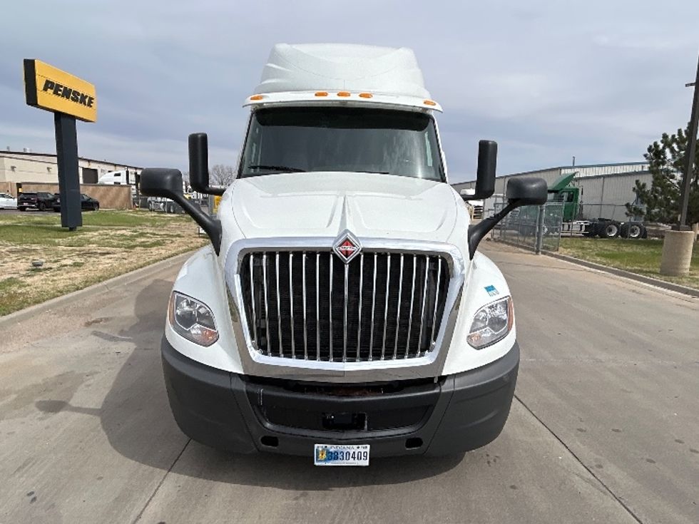 Sleeper Tractor-Heavy Duty Tractors-International-2020-LT625-Wichita-KS-521,584\n\t\tmiles-$ 20,000 - Image 2