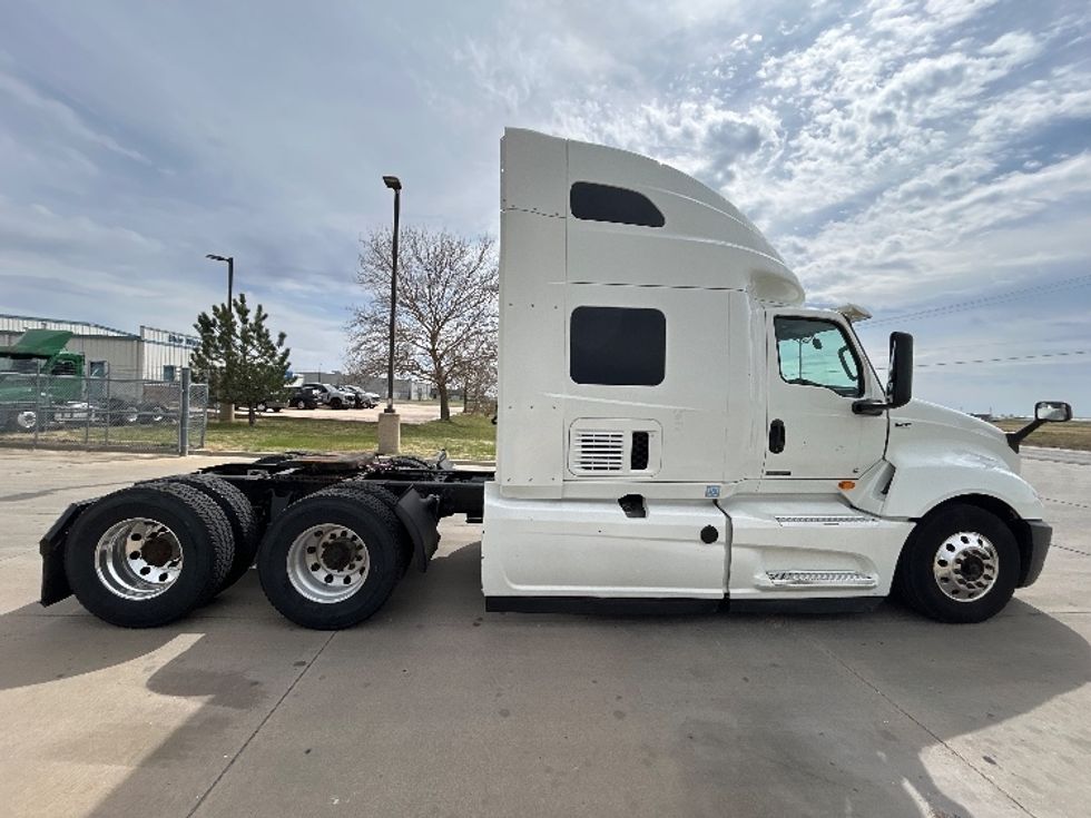 Sleeper Tractor-Heavy Duty Tractors-International-2020-LT625-Wichita-KS-521,584\n\t\tmiles-$ 20,000 - Image 8