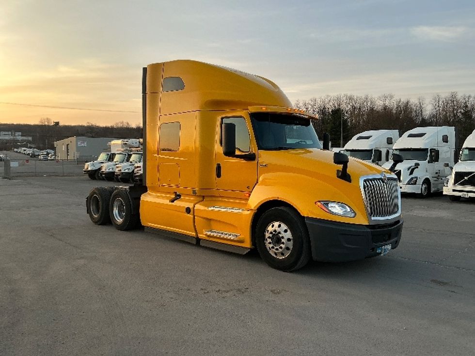 Sleeper Tractor-Heavy Duty Tractors-International-2020-LT625-Wilkes Barre-PA-391,244\n\t\tmiles-$ 55,250 - Image 1