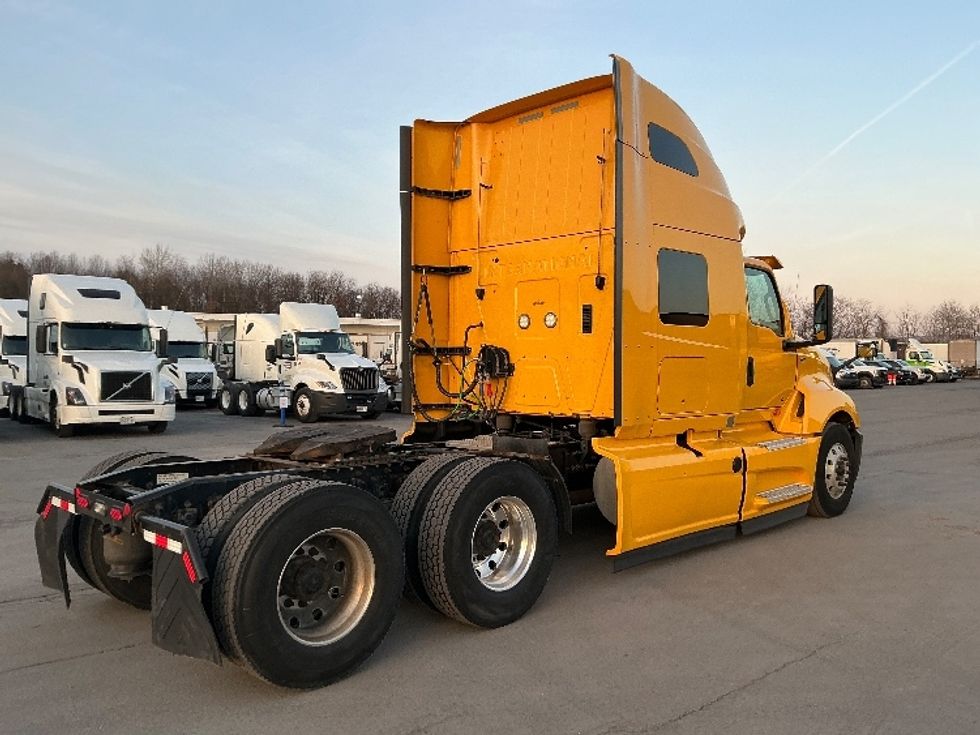 Sleeper Tractor-Heavy Duty Tractors-International-2020-LT625-Wilkes Barre-PA-391,244\n\t\tmiles-$ 55,250 - Image 7