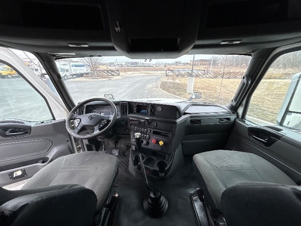 Sleeper Tractor-Heavy Duty Tractors-International-2020-LT625-Windsor-WI-595,369\n\t\tmiles-$ 30,000 - Image 12