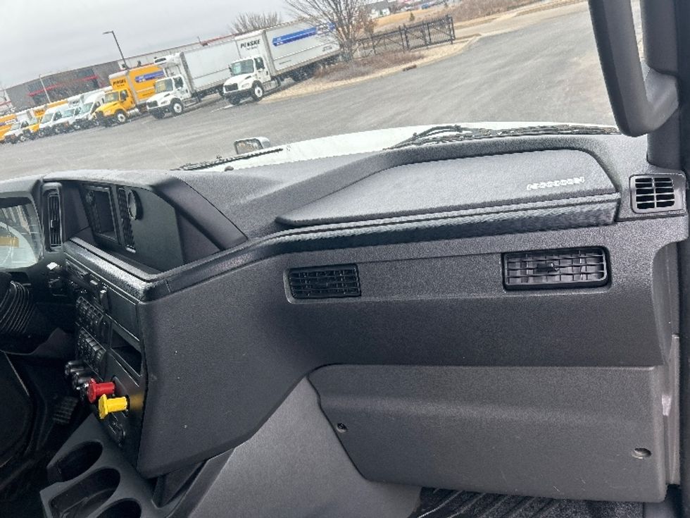 Sleeper Tractor-Heavy Duty Tractors-International-2020-LT625-Windsor-WI-595,369\n\t\tmiles-$ 30,000 - Image 14