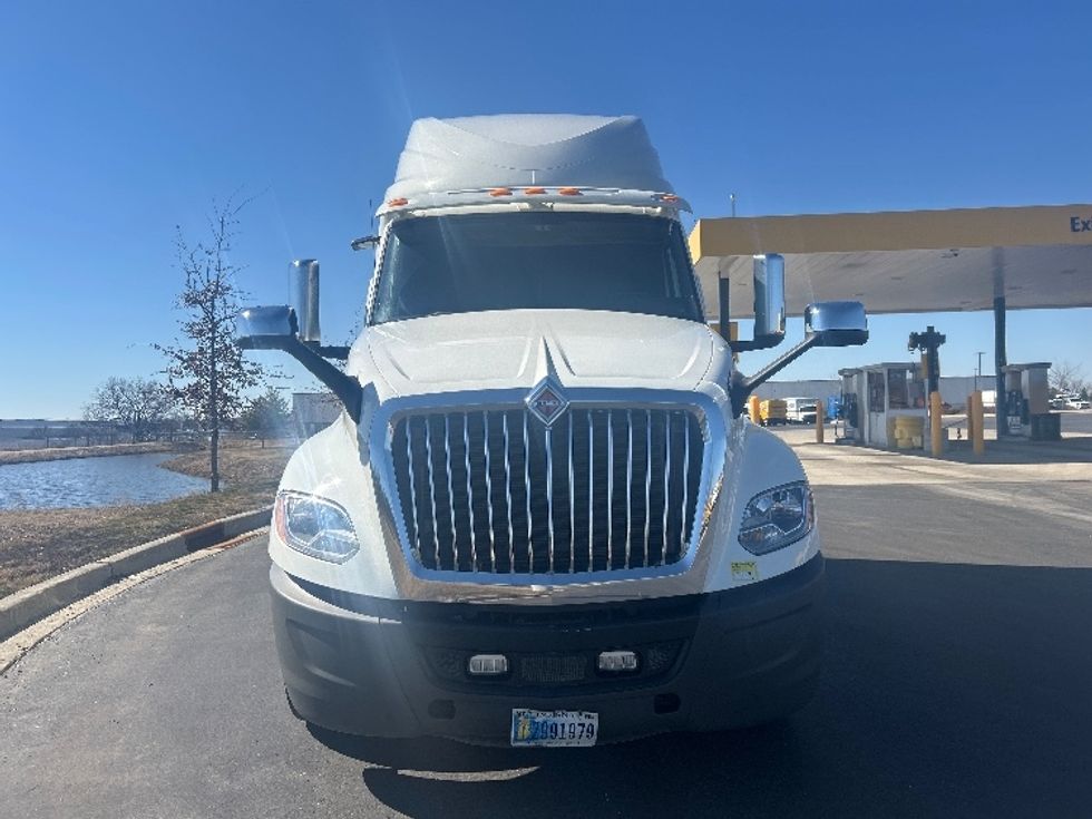 Sleeper Tractor-Heavy Duty Tractors-International-2020-LT625-Windsor-WI-595,369\n\t\tmiles-$ 30,000 - Image 2
