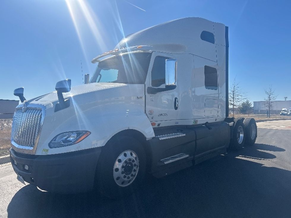 Sleeper Tractor-Heavy Duty Tractors-International-2020-LT625-Windsor-WI-595,369\n\t\tmiles-$ 30,000 - Image 3