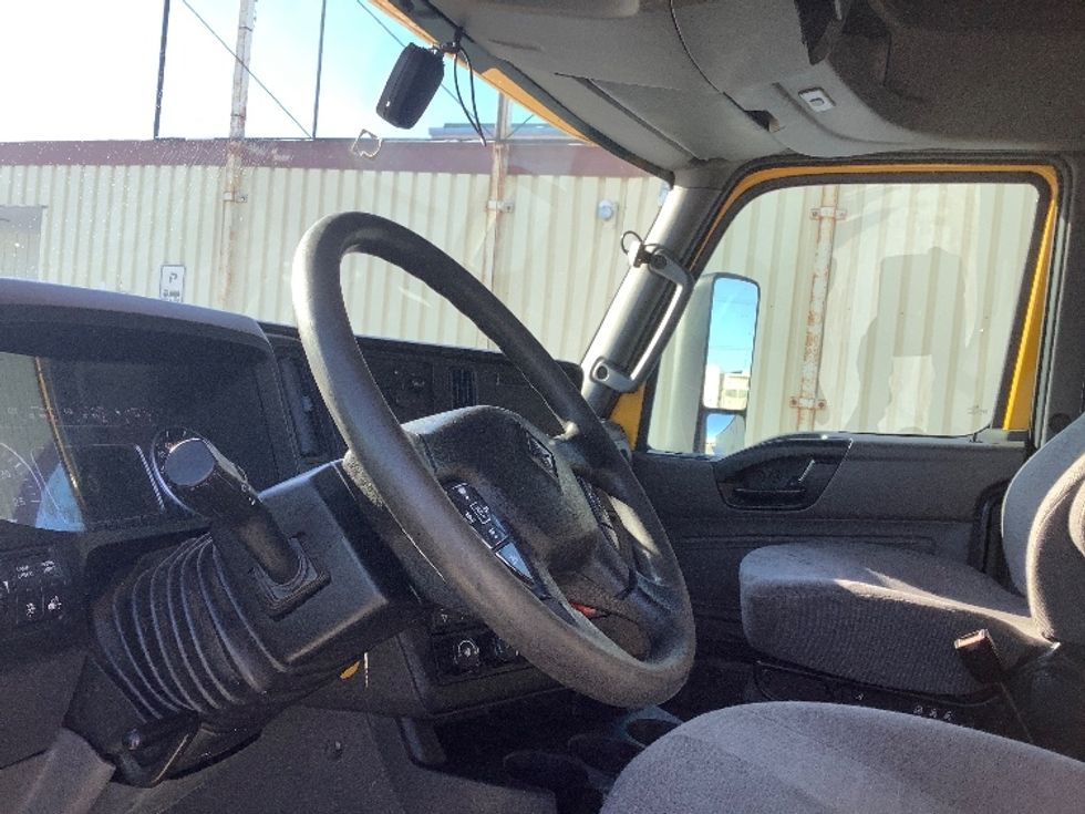 Sleeper Tractor-Heavy Duty Tractors-International-2020-LT625-Winnipeg-MB-701,132\n\t\tkm-$ 57,500 - Image 10