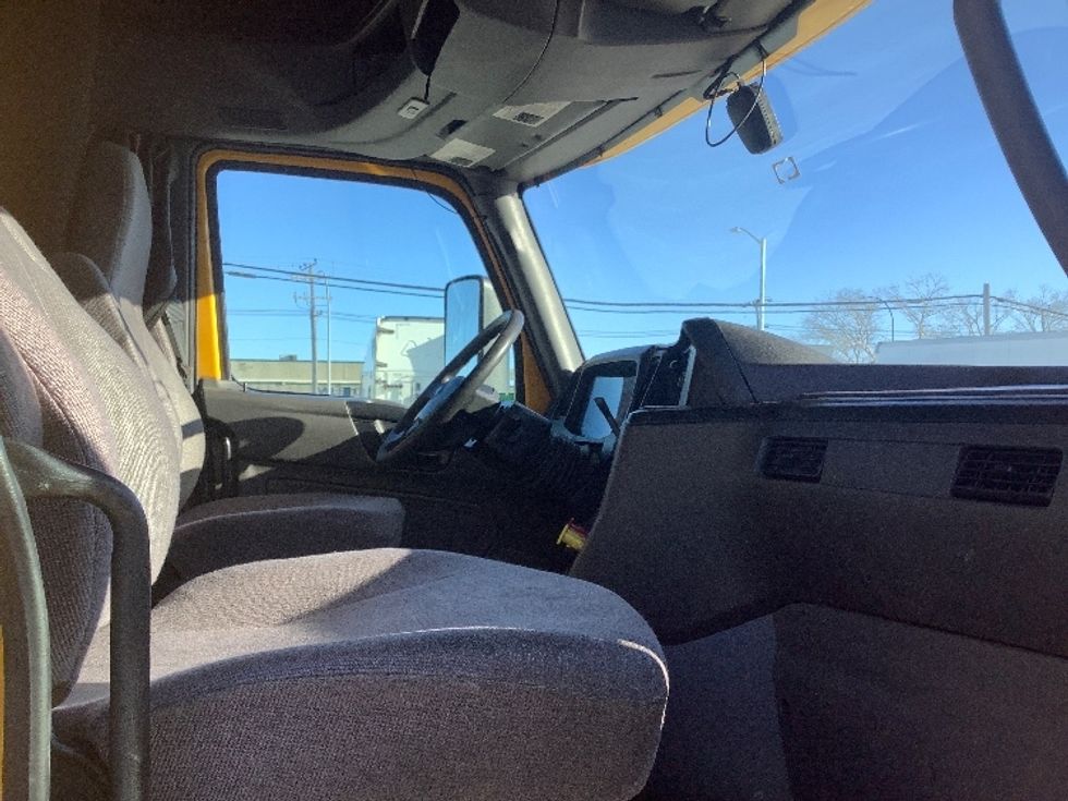 Sleeper Tractor-Heavy Duty Tractors-International-2020-LT625-Winnipeg-MB-701,132\n\t\tkm-$ 57,500 - Image 15