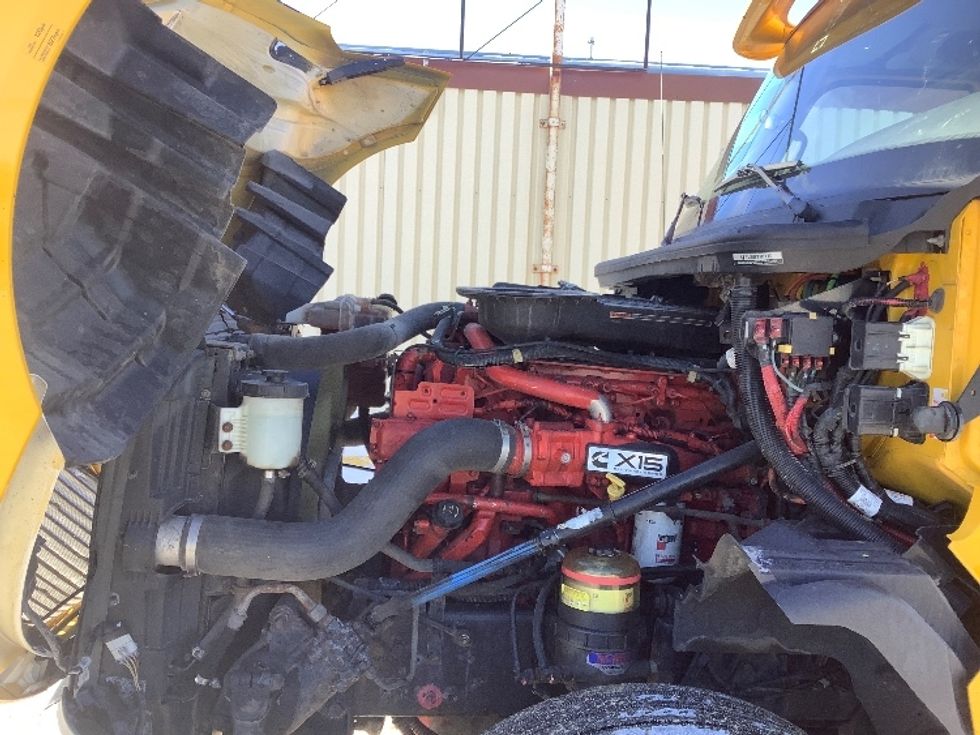 Sleeper Tractor-Heavy Duty Tractors-International-2020-LT625-Winnipeg-MB-701,132\n\t\tkm-$ 57,500 - Image 21