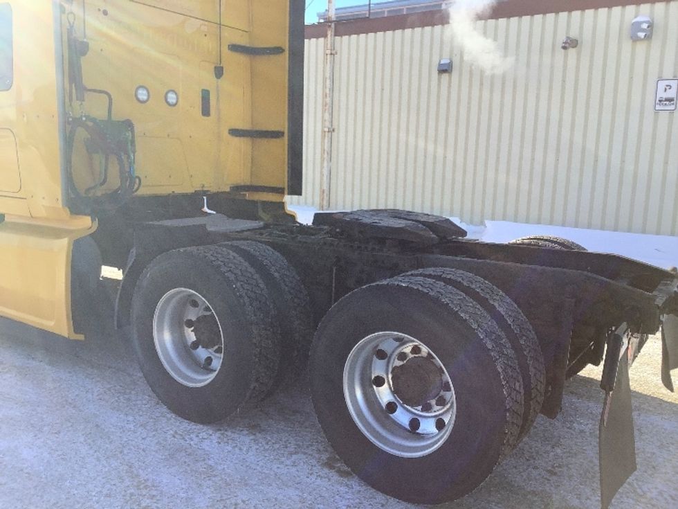 Sleeper Tractor-Heavy Duty Tractors-International-2020-LT625-Winnipeg-MB-701,132\n\t\tkm-$ 57,500 - Image 22