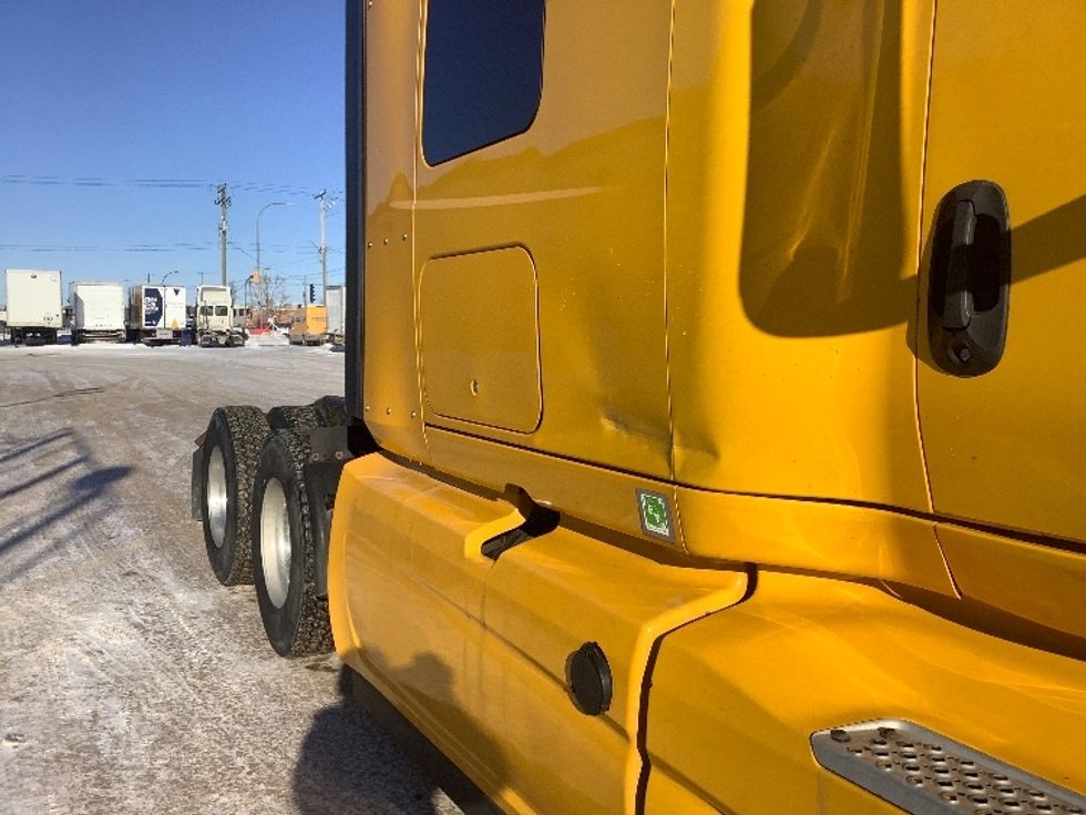 Sleeper Tractor-Heavy Duty Tractors-International-2020-LT625-Winnipeg-MB-701,132\n\t\tkm-$ 57,500 - Image 25