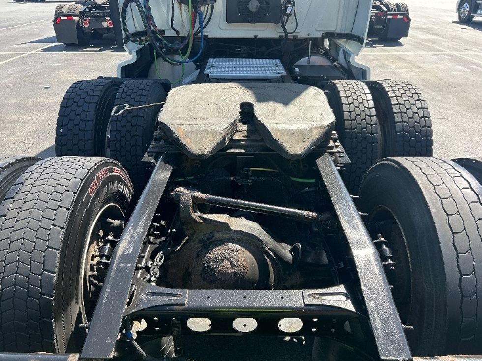 Sleeper Tractor-Heavy Duty Tractors-International-2020-LT625-Winston Salem-NC-397,658\n\t\tmiles-$ 52,000 - Image 6