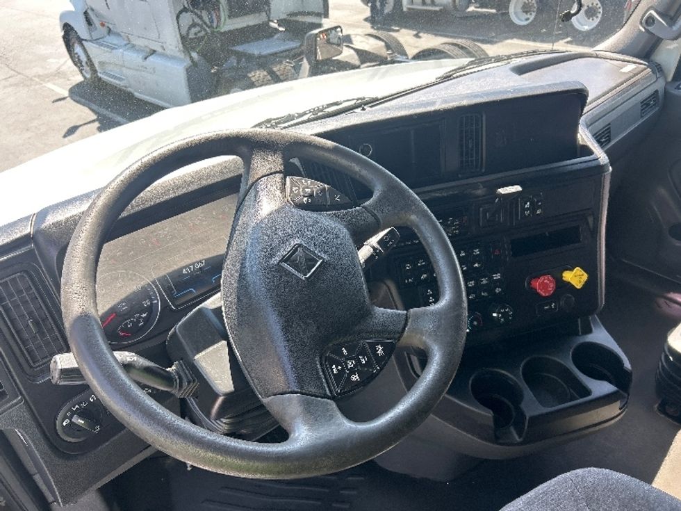 Sleeper Tractor-Heavy Duty Tractors-International-2020-LT625-Winston Salem-NC-417,067\n\t\tmiles-$ 50,750 - Image 10