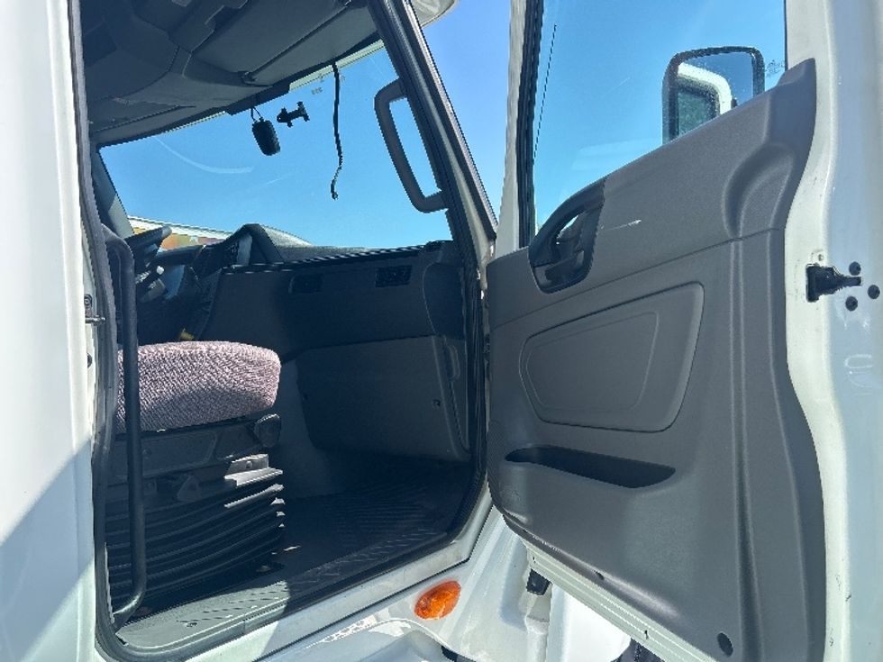 Sleeper Tractor-Heavy Duty Tractors-International-2020-LT625-Winston Salem-NC-417,067\n\t\tmiles-$ 50,750 - Image 13