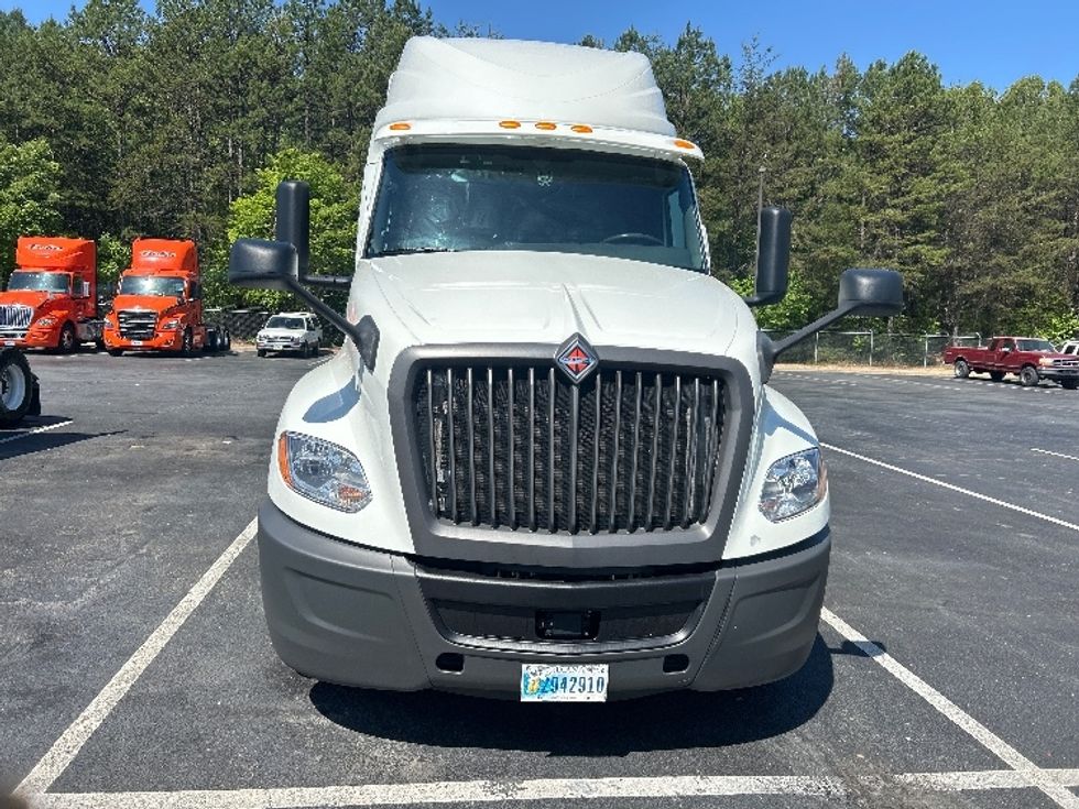 Sleeper Tractor-Heavy Duty Tractors-International-2020-LT625-Winston Salem-NC-417,067\n\t\tmiles-$ 50,750 - Image 2