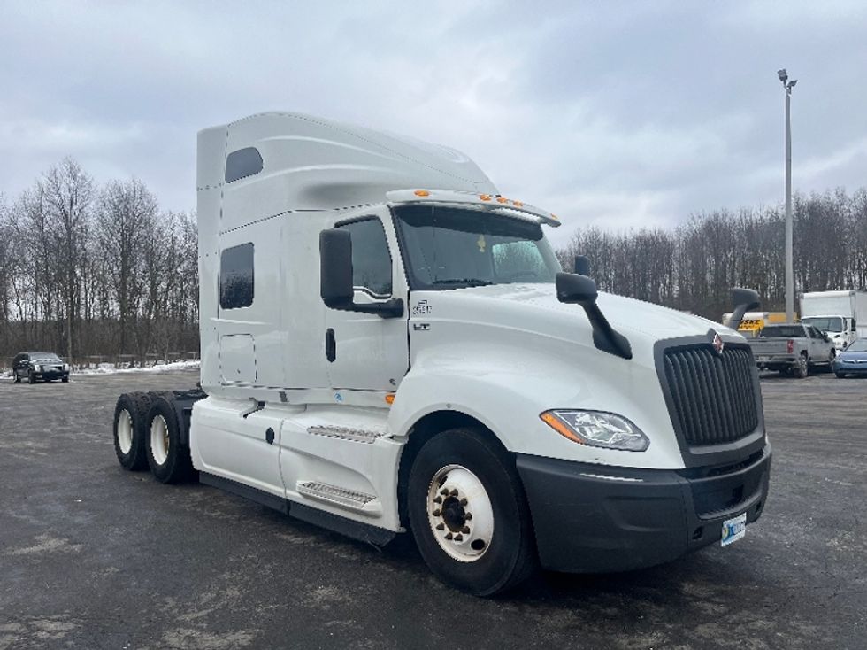 Sleeper Tractor-Heavy Duty Tractors-International-2020-LT625-Youngstown-OH-89,647\n\t\tmiles-$ 62,250 - Image 1