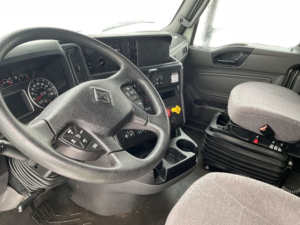 Sleeper Tractor-Heavy Duty Tractors-International-2020-LT625-Youngstown-OH-89,647\n\t\tmiles-$ 62,250 - Image 10