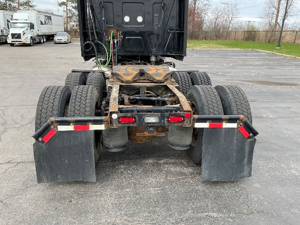 Sleeper Tractor-Heavy Duty Tractors-International-2020-RH613-Fredonia-NY-361,605\n\t\tmiles-$ 37,500 - Image 6