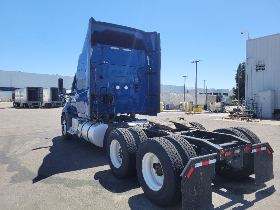 Sleeper Tractor-Heavy Duty Tractors-International-2020-RH613-Stockton-CA-522,220\n\t\tmiles-$ 29,250 - Image 5