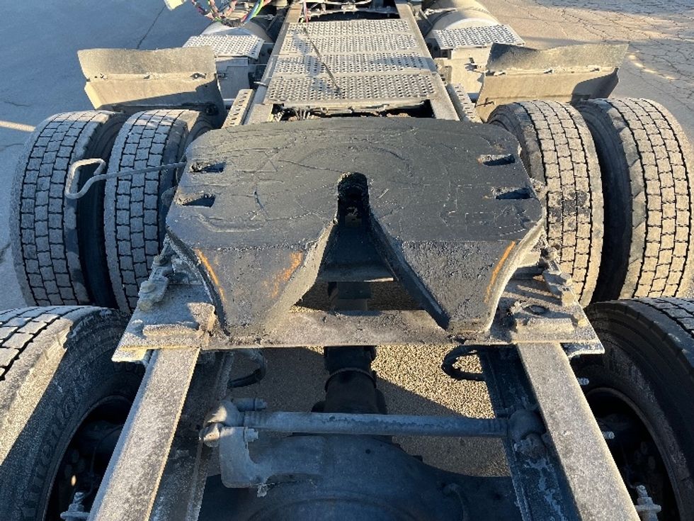 Sleeper Tractor-Heavy Duty Tractors-International-2021-LONESTAR-Warren-MI-185,805\n\t\tmiles-$ 92,000 - Image 6