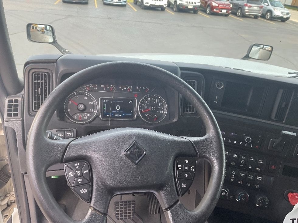 Sleeper Tractor-Heavy Duty Tractors-International-2021-LT625-Anaheim-CA-399,910\n\t\tmiles-$ 55,000 - Image 11