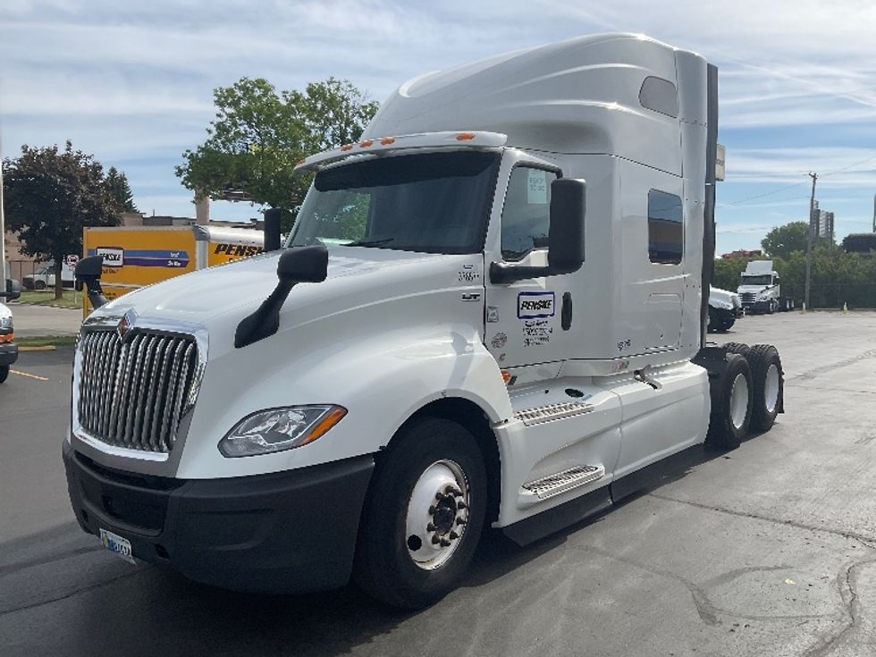 Sleeper Tractor-Heavy Duty Tractors-International-2021-LT625-Anaheim-CA-399,910\n\t\tmiles-$ 55,000 - Image 3