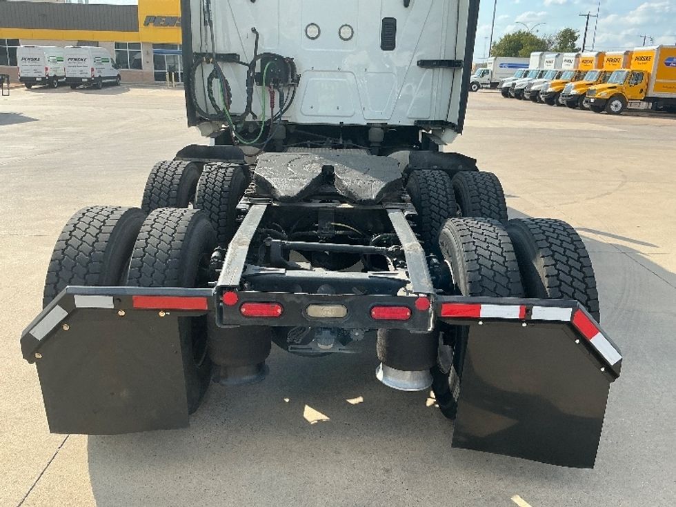 Sleeper Tractor-Heavy Duty Tractors-International-2021-LT625-Arlington-TX-177,140\n\t\tmiles-$ 75,250 - Image 6